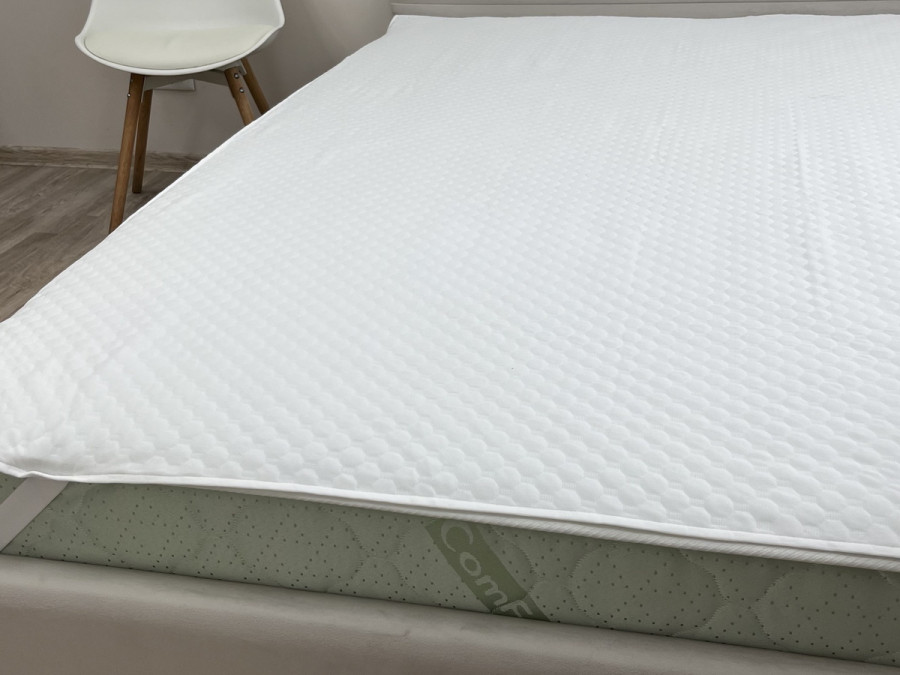 Наматрацник 180x200 Ecotton Aqua-stop Жакард резинка по кутах