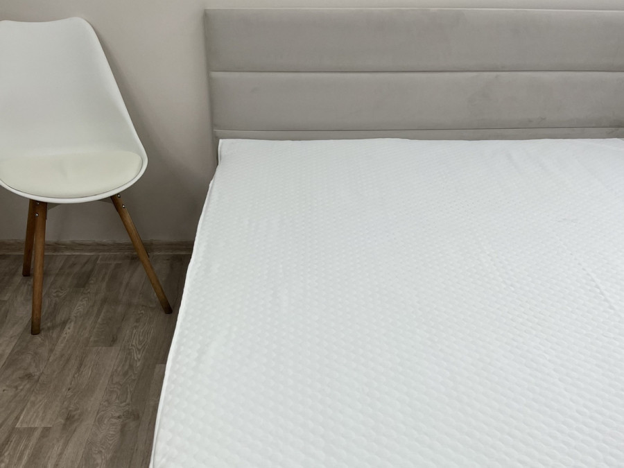 Наматрацник 200x200 Ecotton Aqua-stop Жакард резинка по кутах