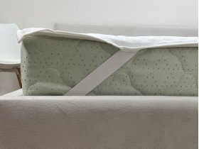 Наматрацник 180x200 Ecotton Aqua-stop Жакард резинка по кутах