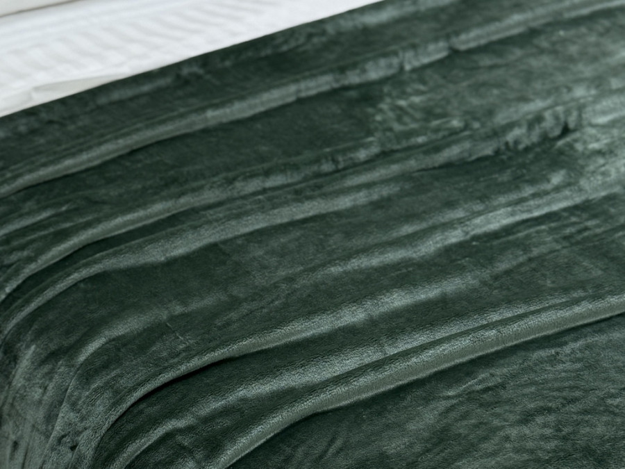Покривало 200x220 Matte green 17-0112