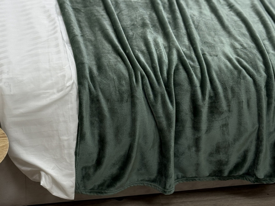 Покривало 200x220 Matte green 17-0112