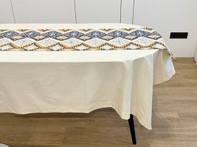 Table runner made of water-repellent fabric 45x170 DUCK 25839-2
