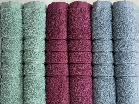 Полотенце махровое 70x140 Ecotton Малиновое 420